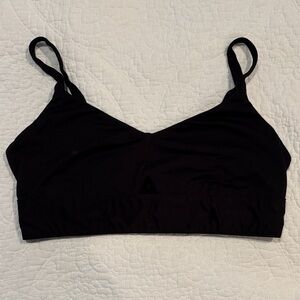 Fabletics Black Women's sports bra/ Bralette